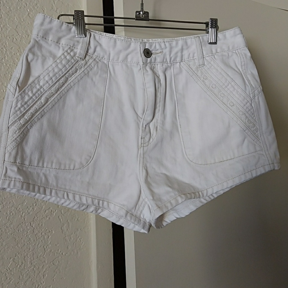 Free People High Waisted Shorts White Denim 30